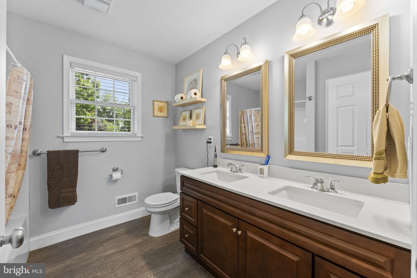 494 E King Road photo 35