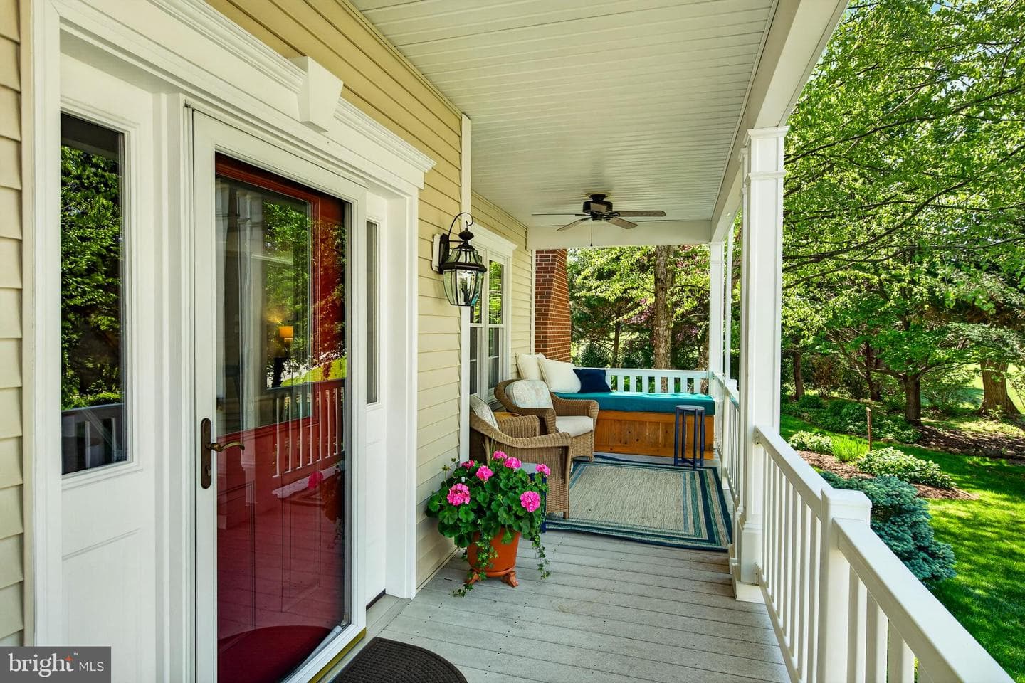 503 Mahoney Drive photo 3