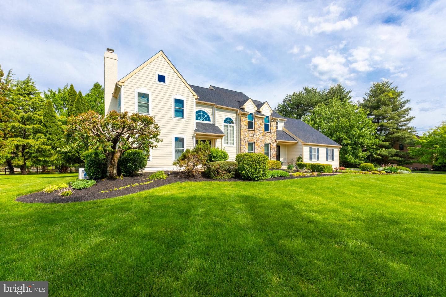 293 Hickory Drive photo 4