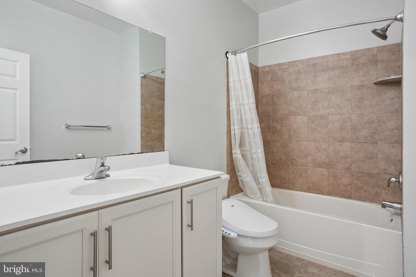 166 Shilling Avenue photo 15