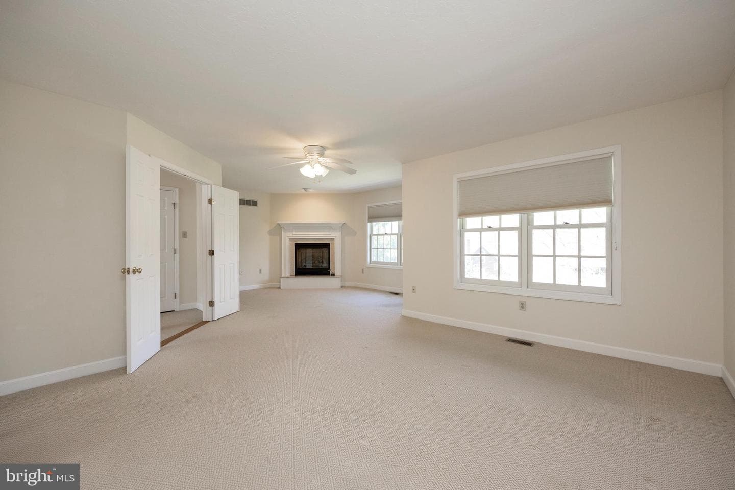 224 Cambridge Chase photo 19
