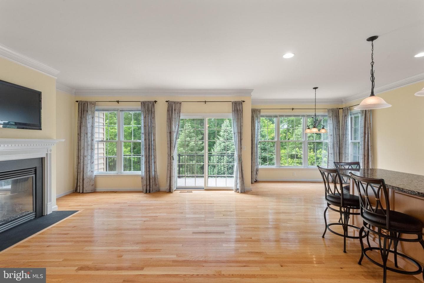 317 Hyde Park Road photo 11