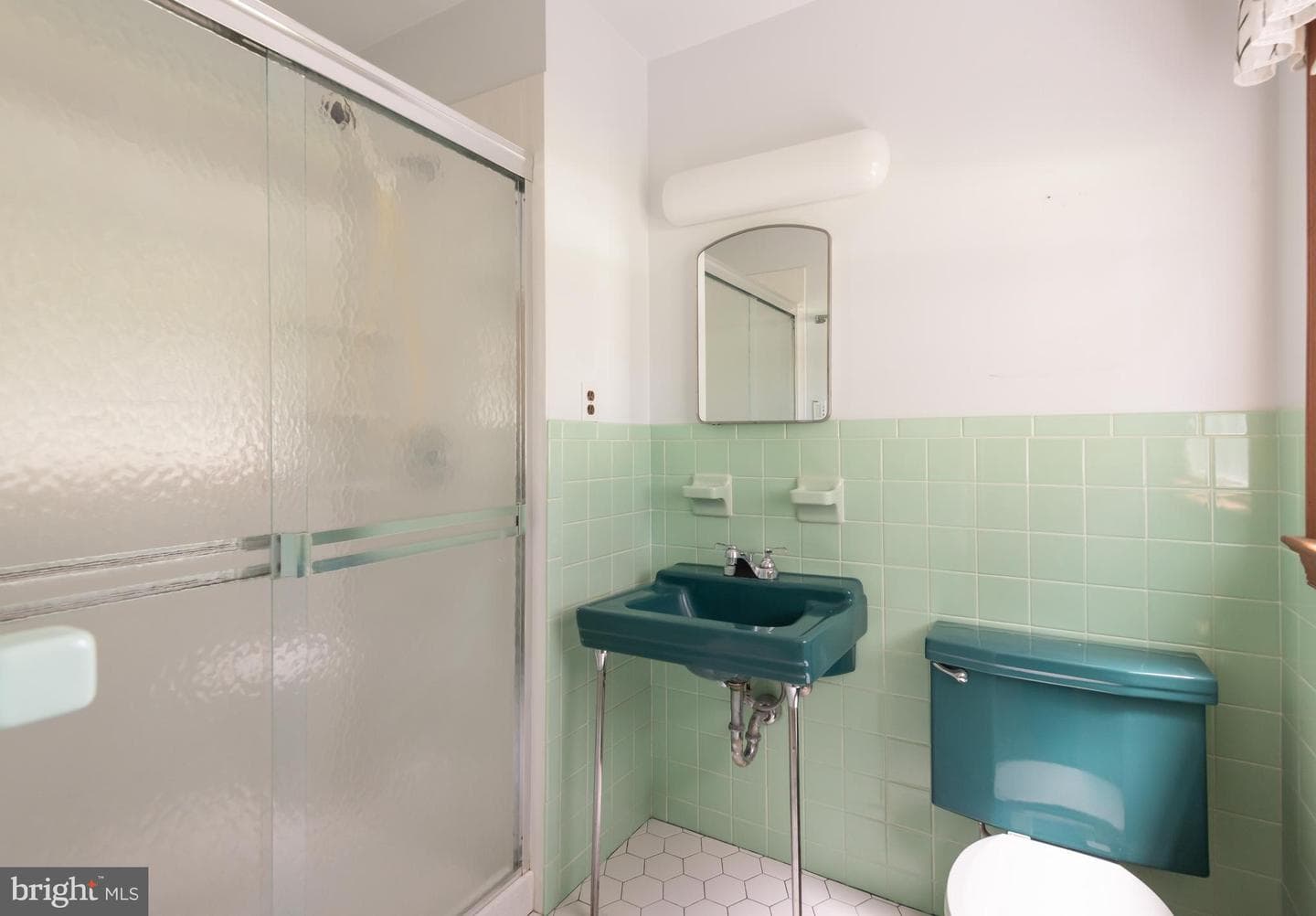 246 Friendship Drive photo 18