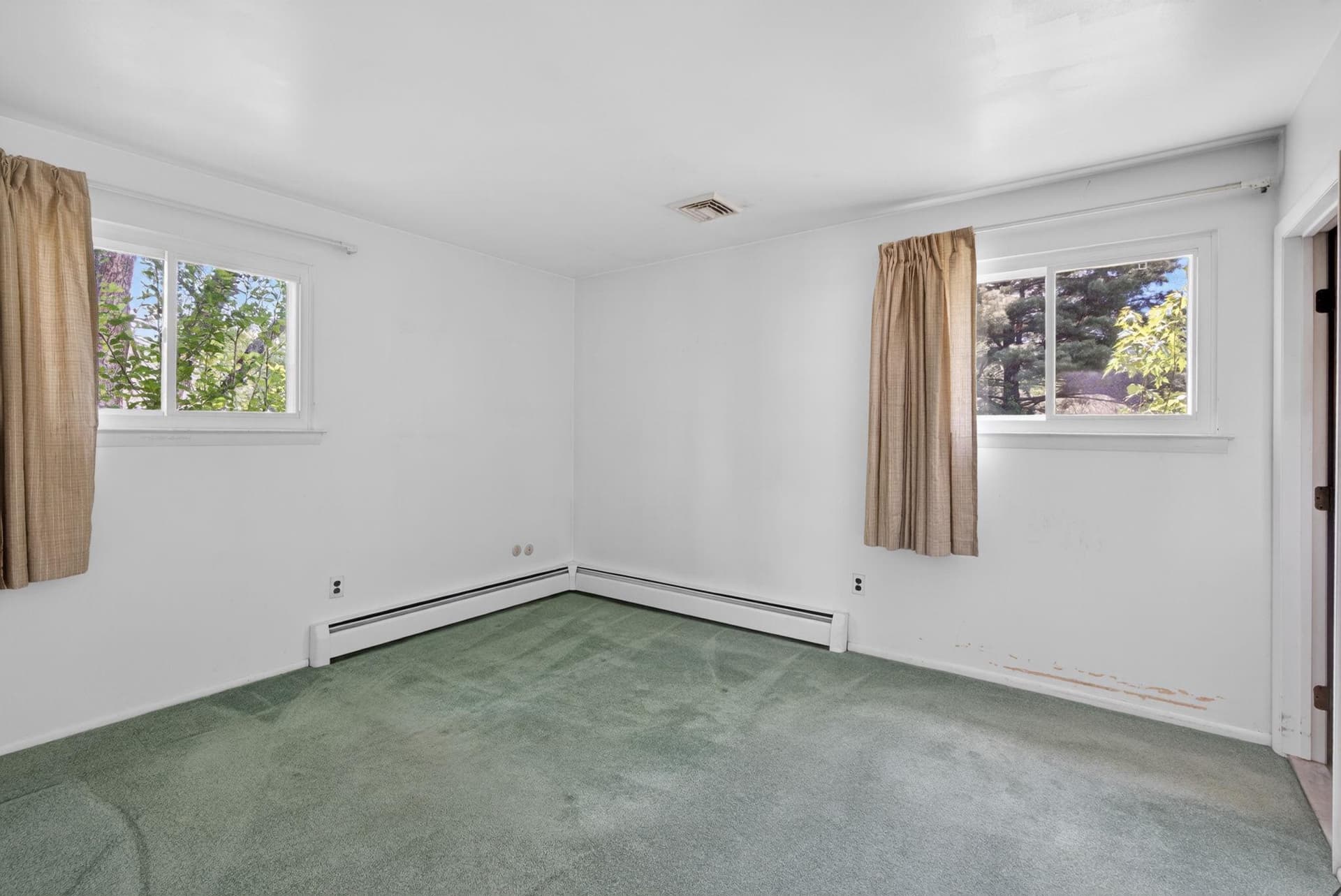 1155 Grandview Circle photo 12