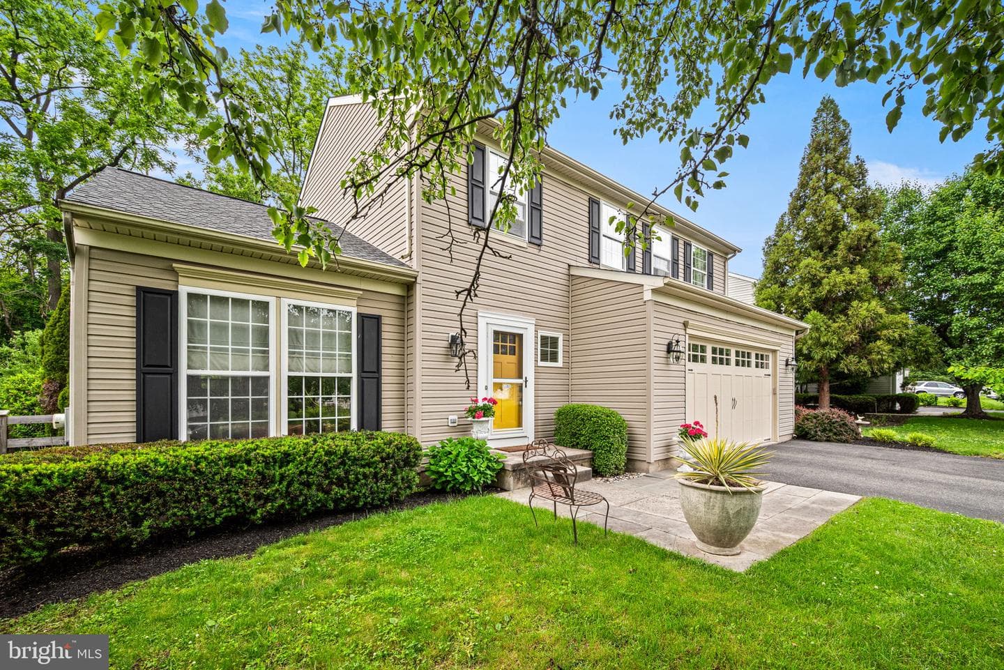 2022 Mallard Circle S