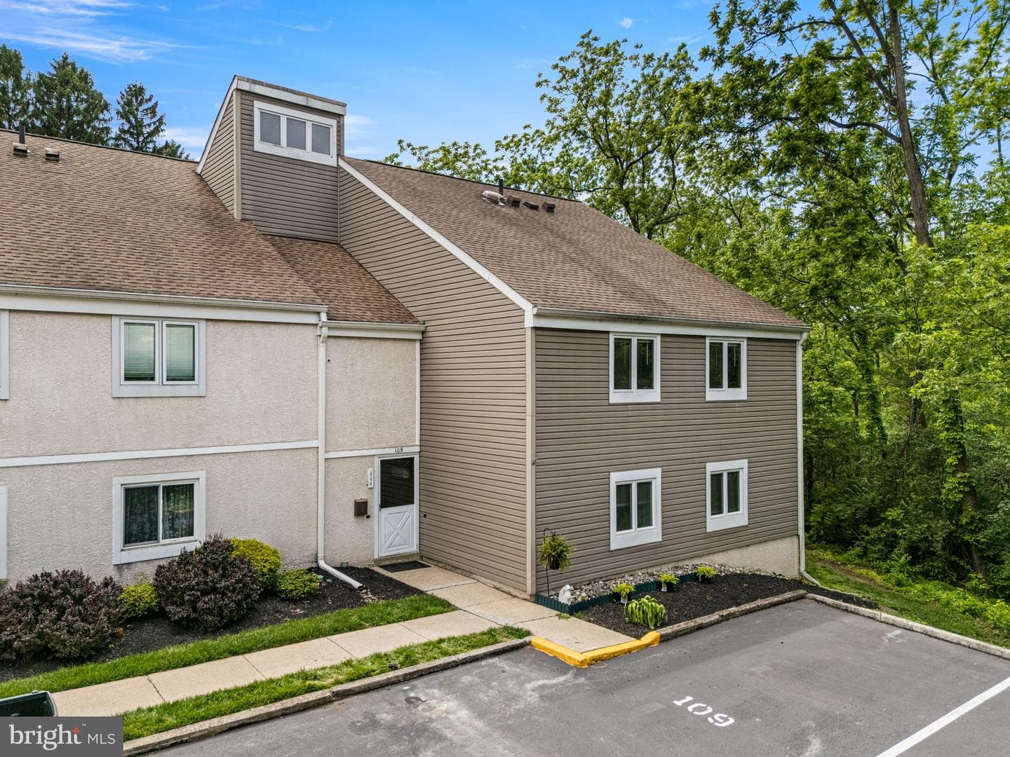 111 Harvest Lane #203