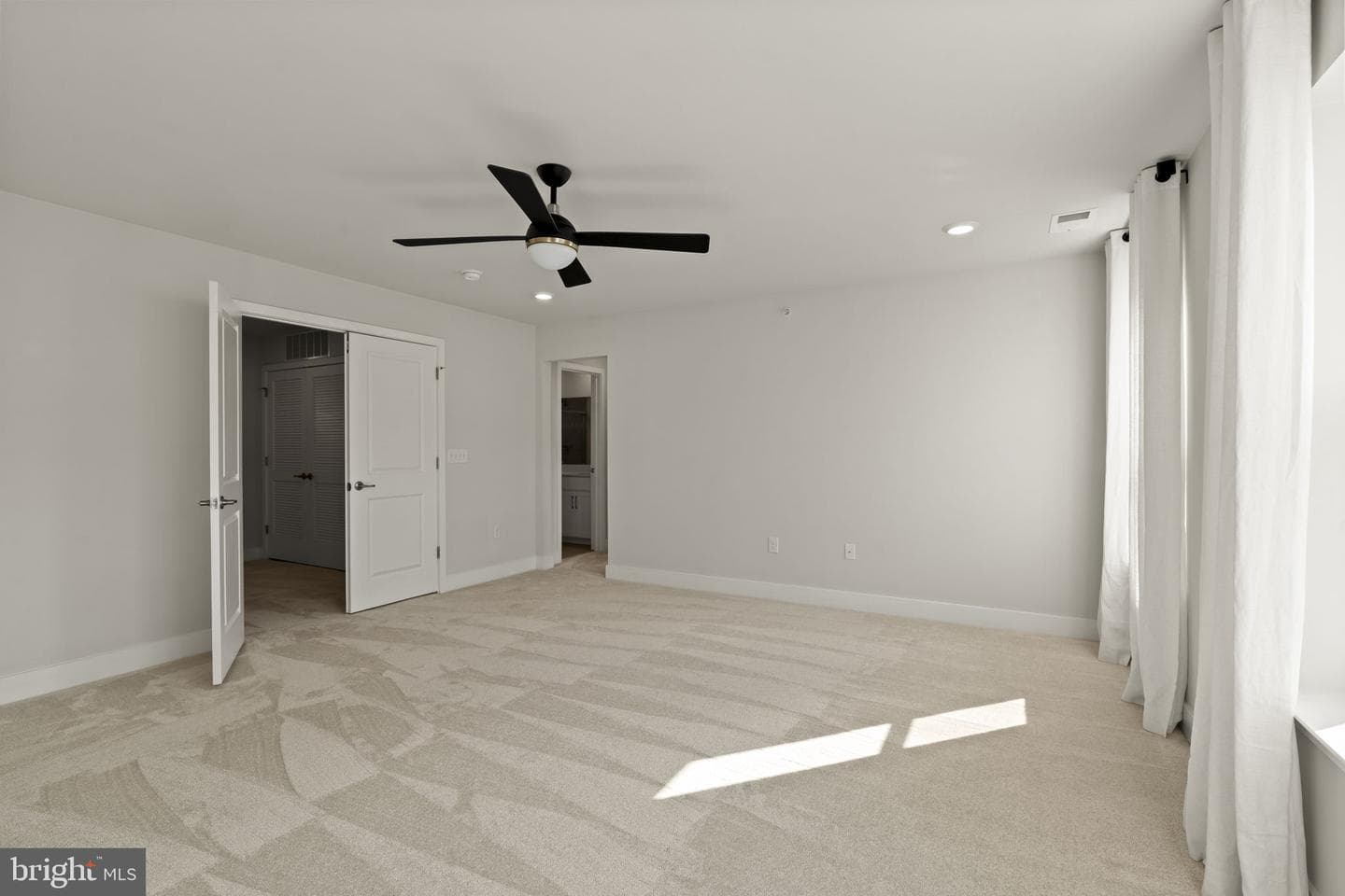 903 Anvil Court photo 29