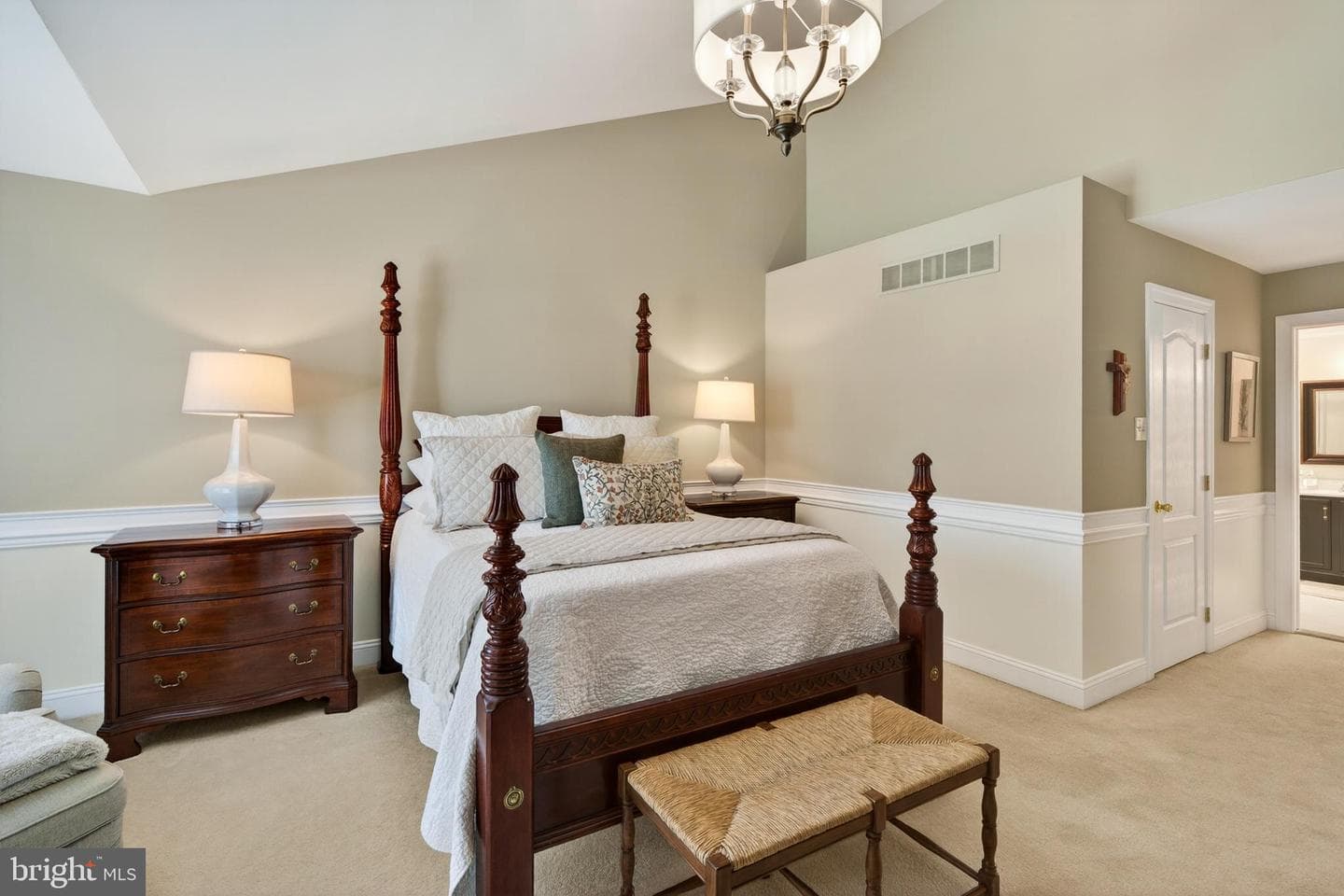 304 Greenbriar Drive photo 35