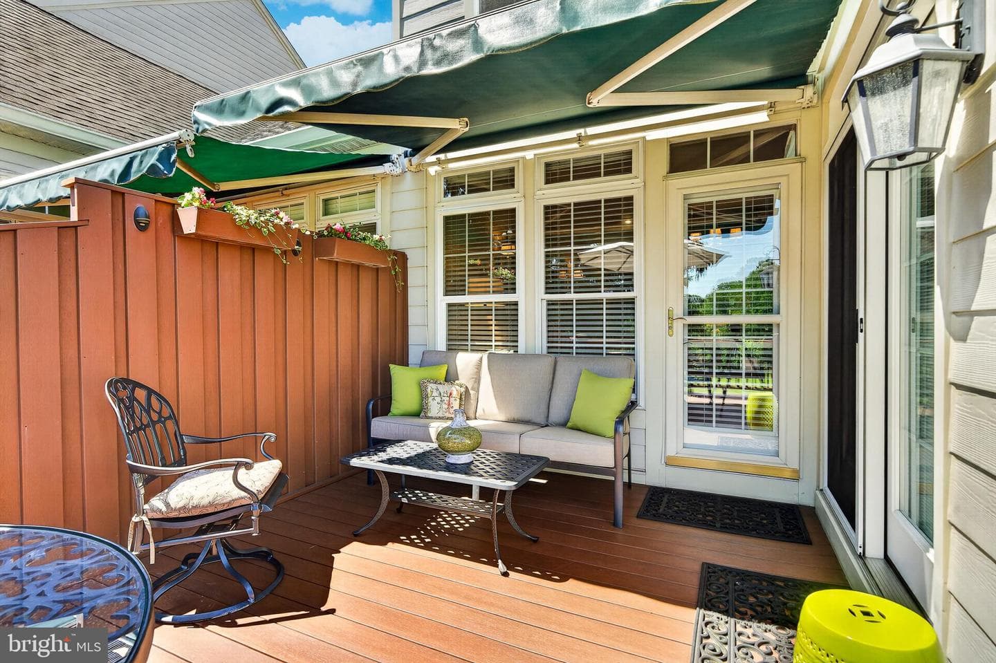 304 Greenbriar Drive photo 54