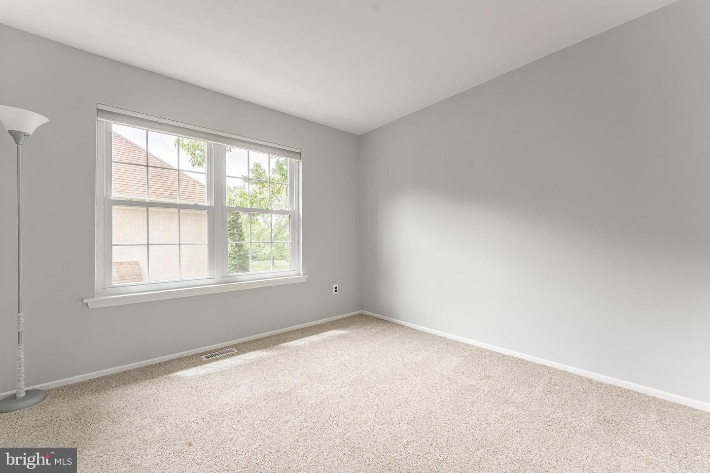 11 Chateau Circle photo 29