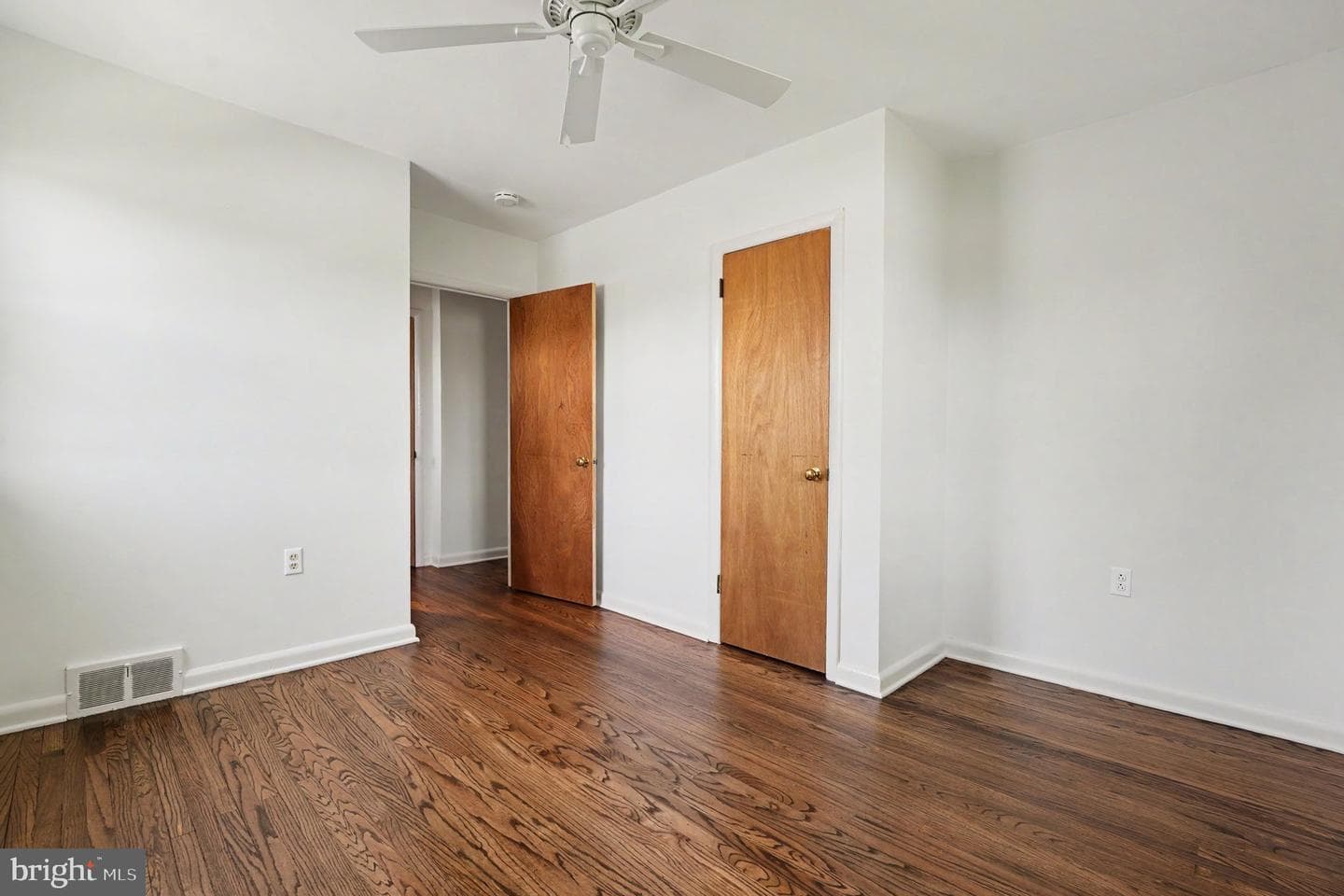 529 Columbia Avenue photo 24