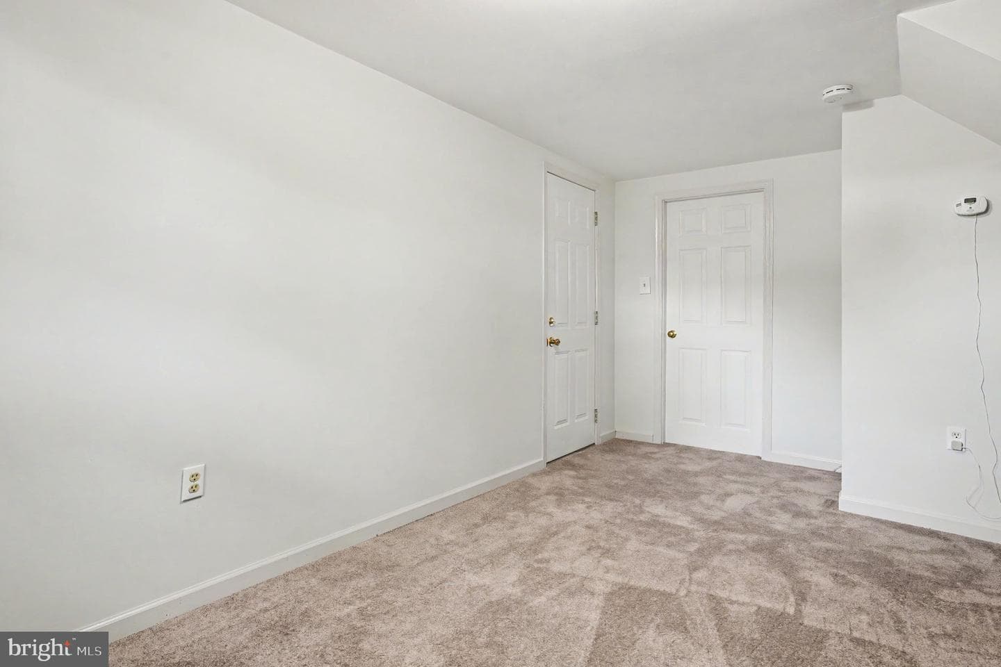 529 Columbia Avenue photo 25