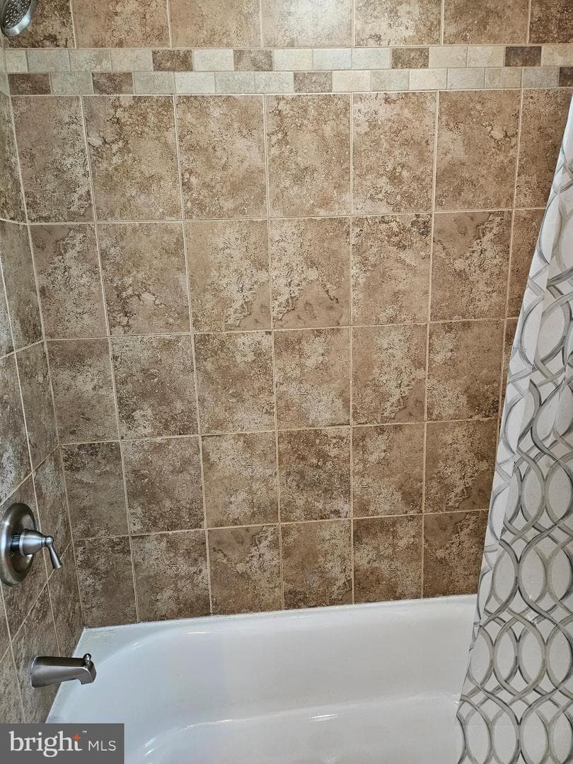 1420 E Harmony Street photo 39