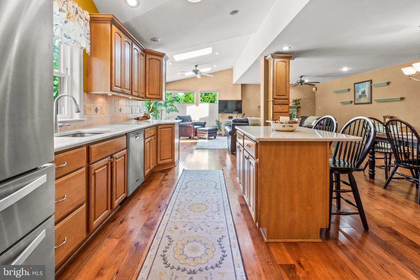 1109 Edward Lane photo 18