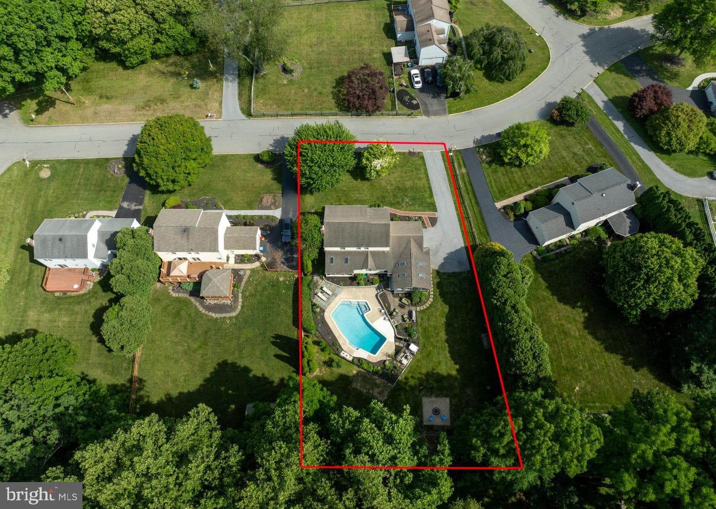 1109 Edward Lane photo 45