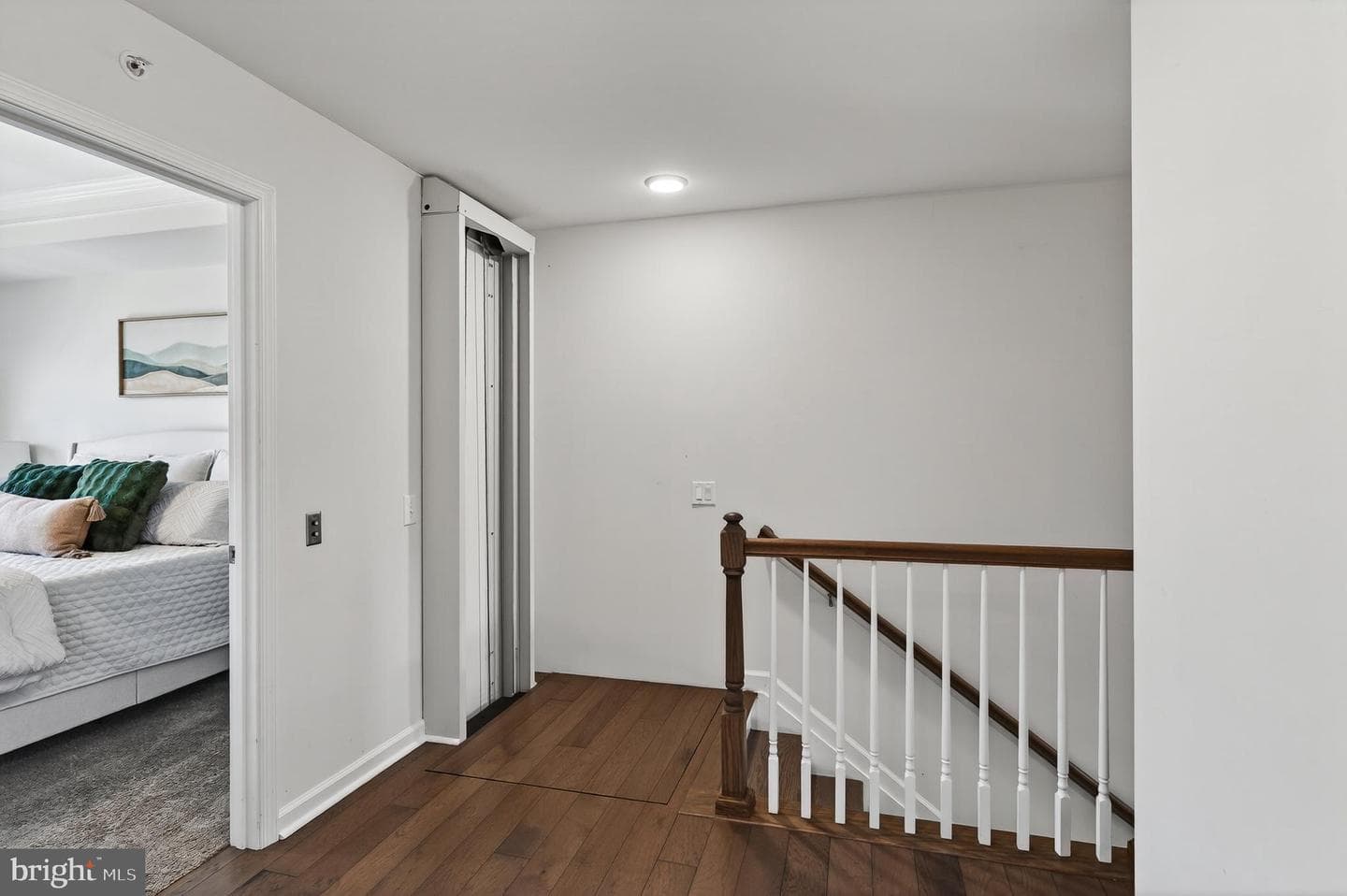 323 Stafford Court photo 17