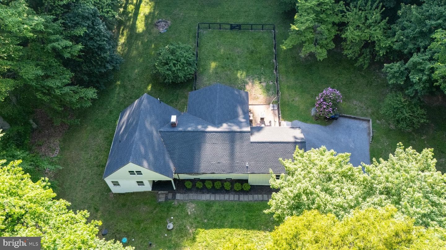2330 Horseshoe Trail photo 39