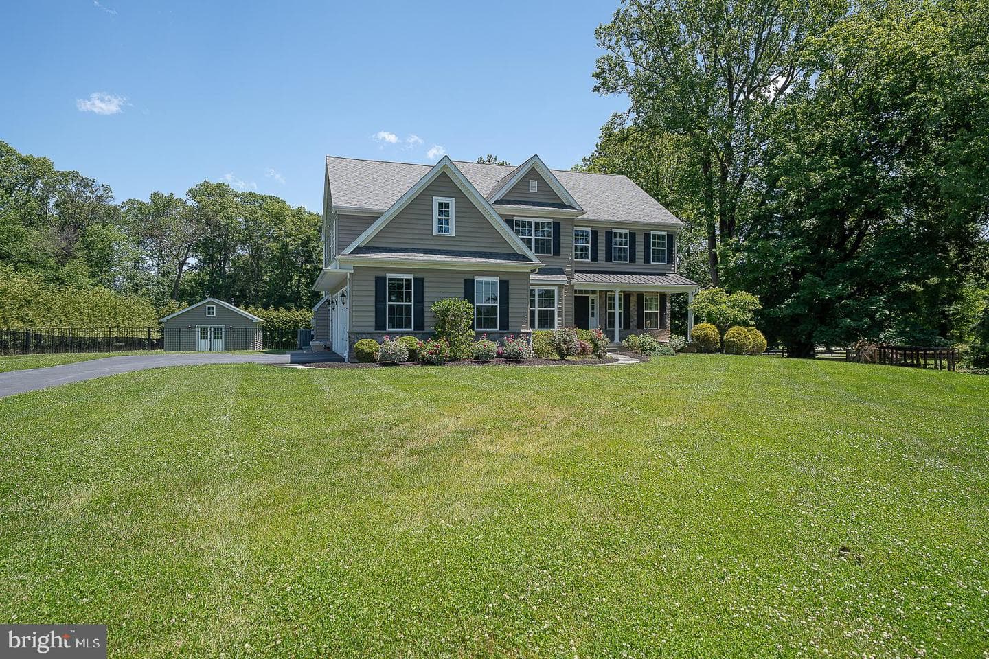 1535 Morstein Road photo 3