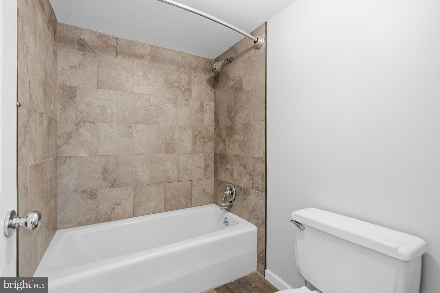 142 Harvest Lane #214 photo 25