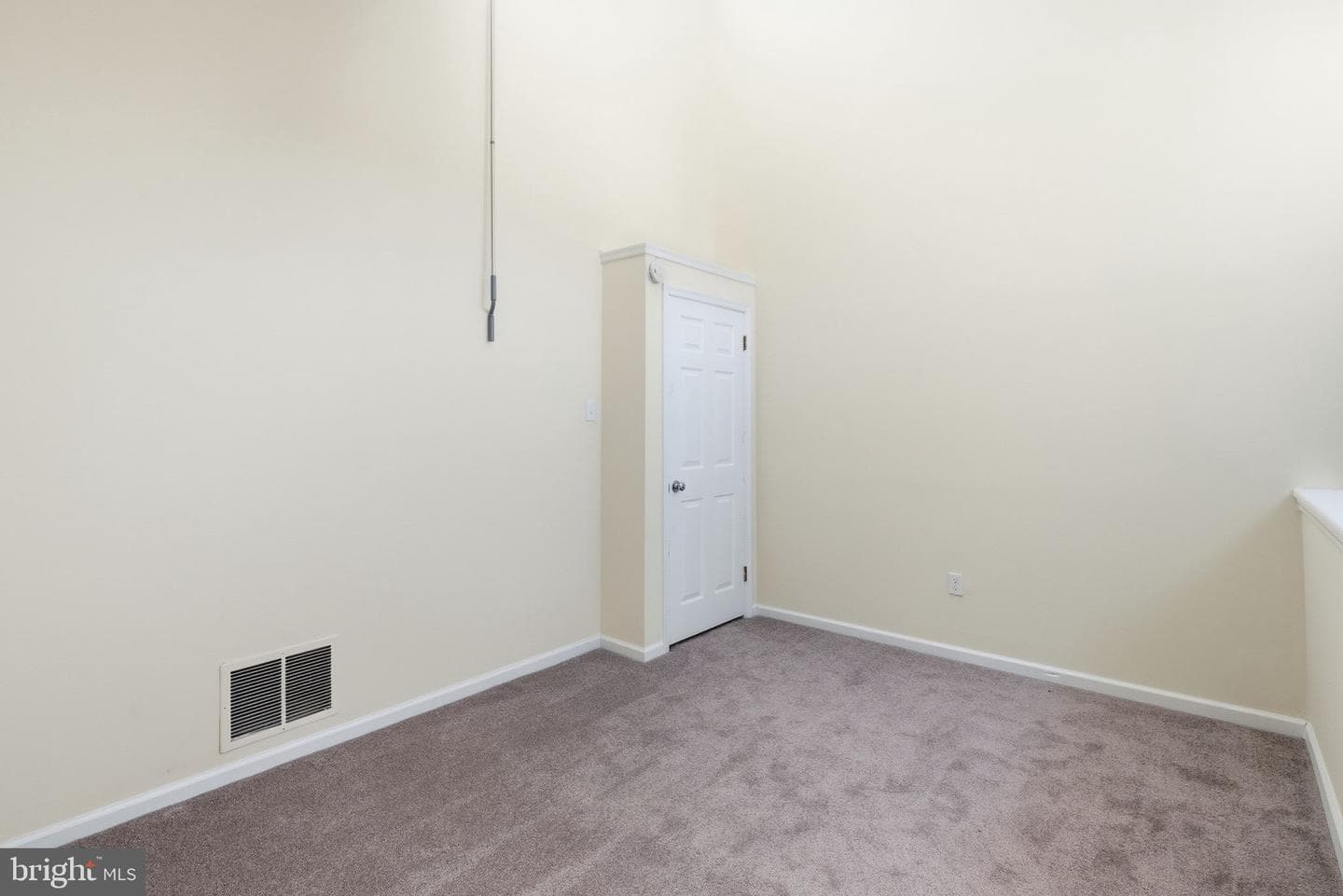 142 Harvest Lane #214 photo 32