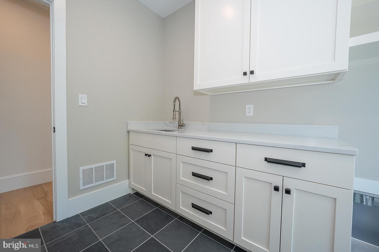 2074 Fox Creek Road photo 74