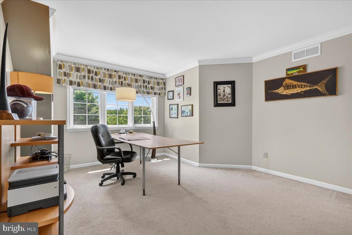 435 Fairmont Drive photo 35