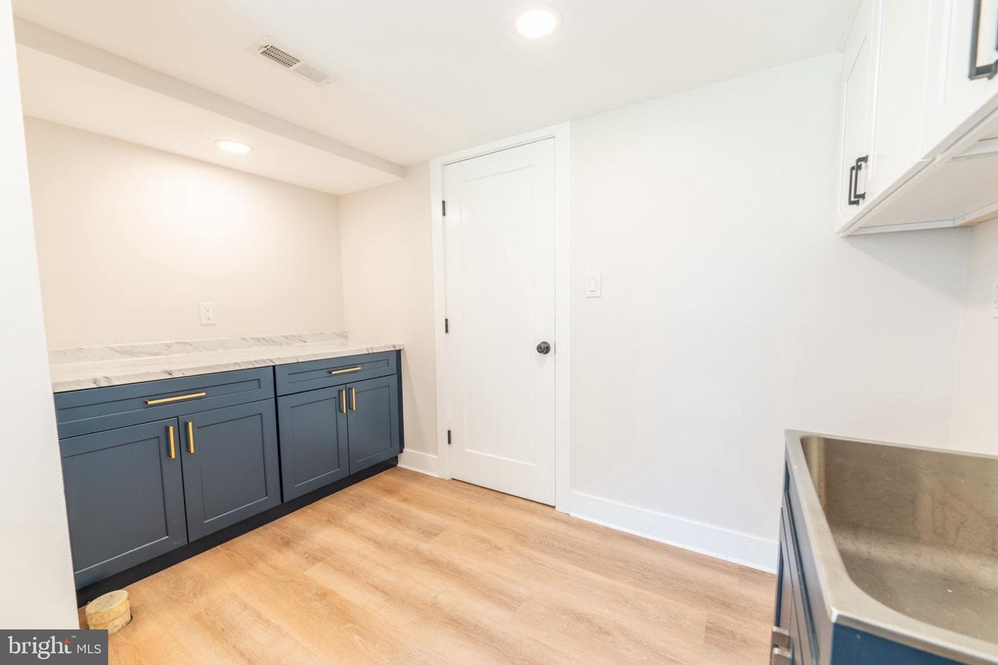 1005 Ericsson Drive photo 27