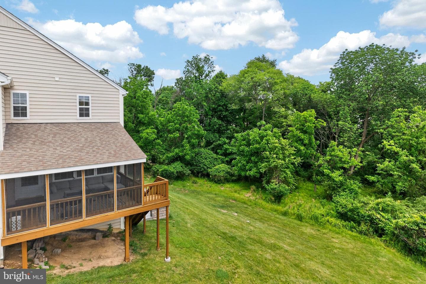 509 Larkins Bridge Drive photo 46