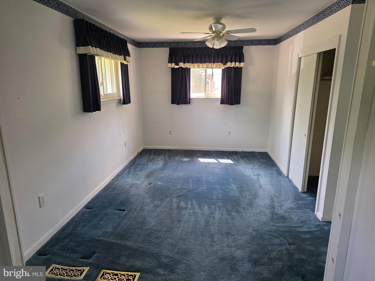 20 Karen Drive photo 14