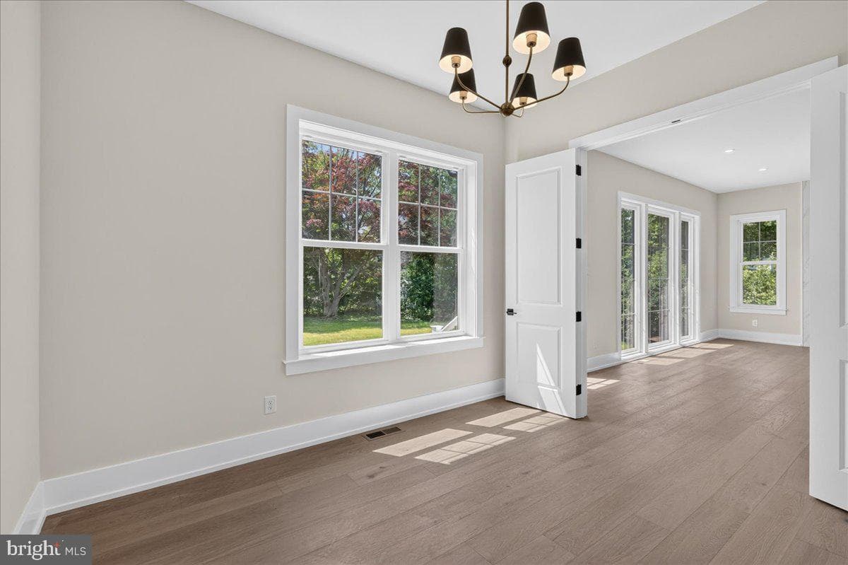 440 Highland Avenue photo 8