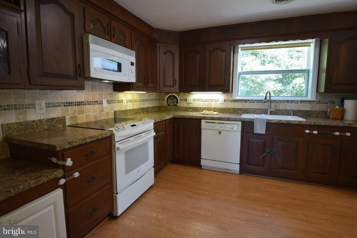 4 Carol Lane photo 9