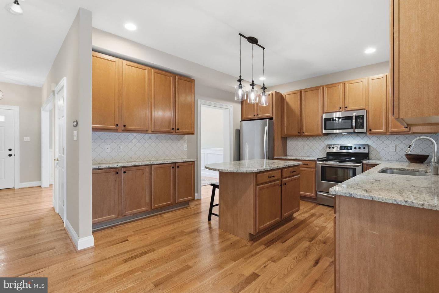 308 E Mulberry Street photo 14