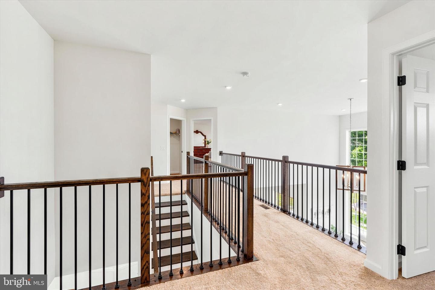 103 Janine Way photo 25