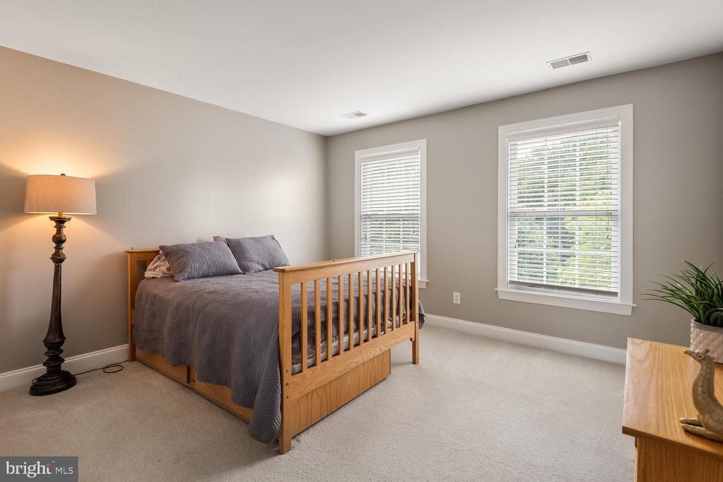 55 Mccormick Way photo 39