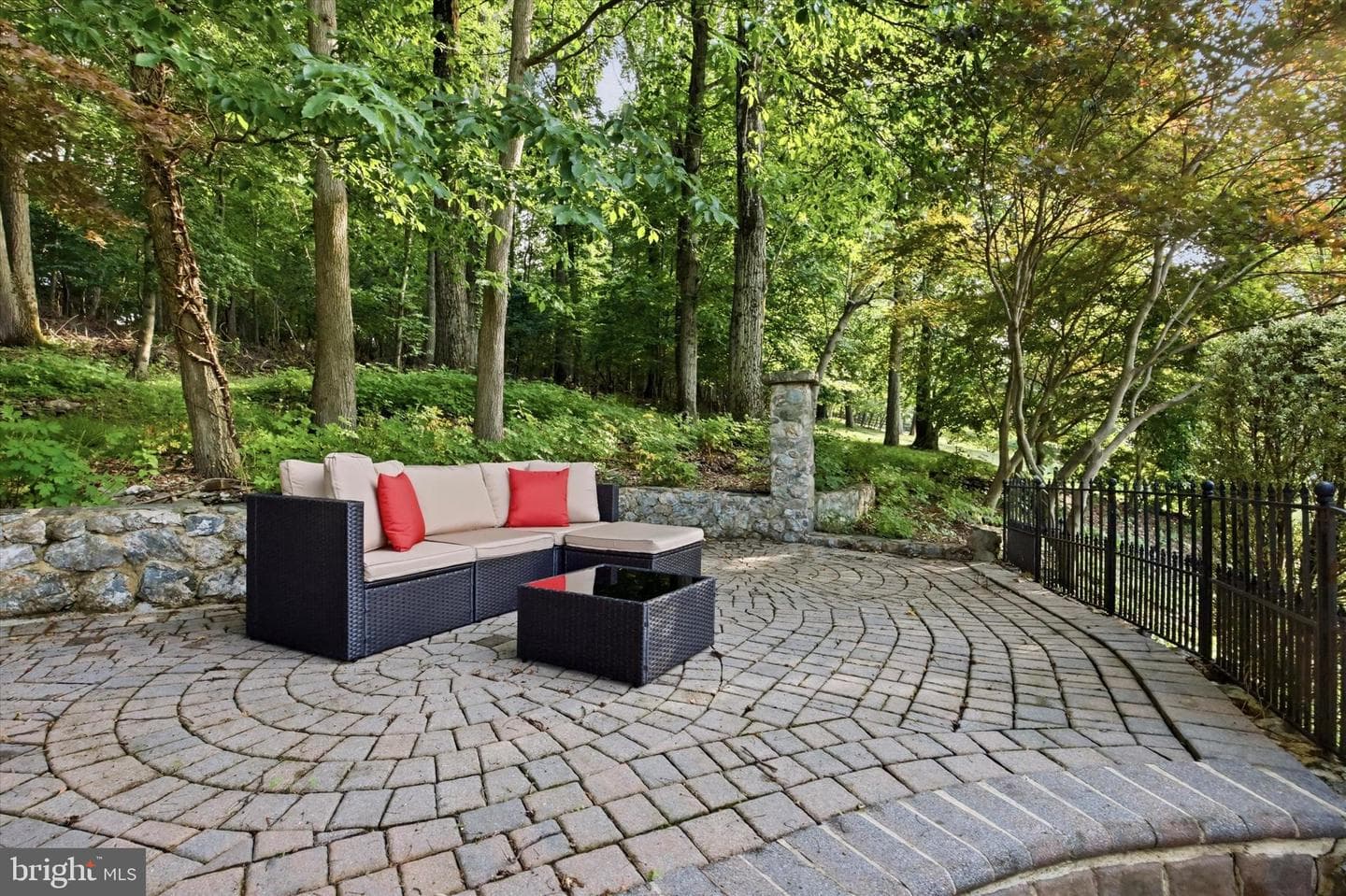 24 White Woods Lane photo 40