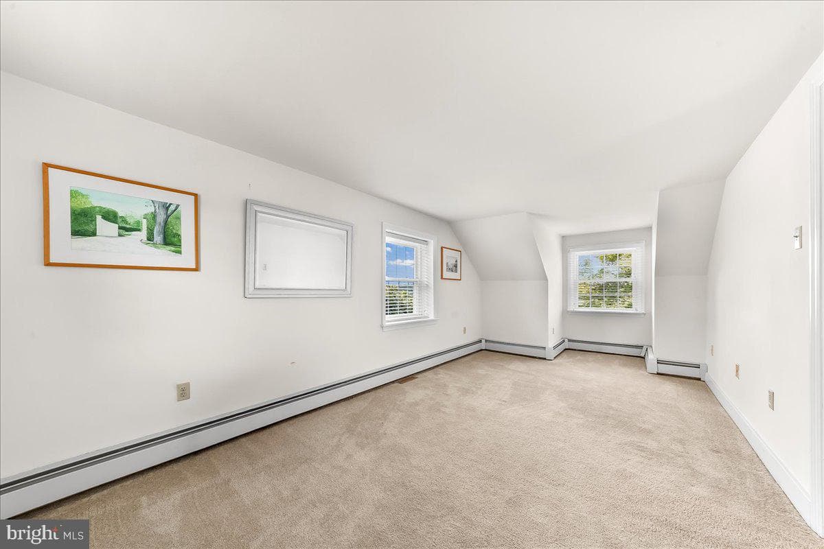 3060 Manor Road photo 22
