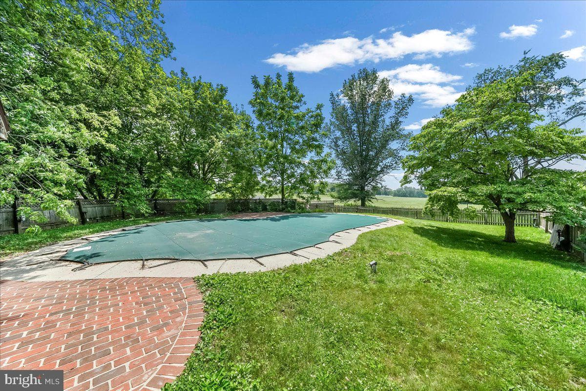 3060 Manor Road photo 44