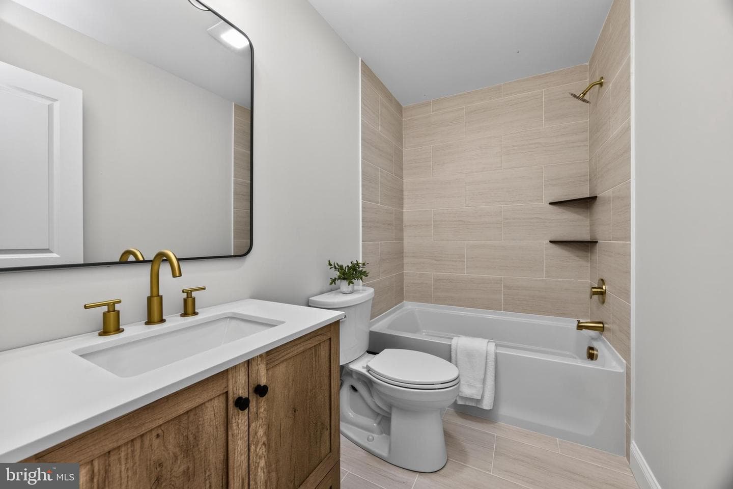 303 Norwood Road photo 36