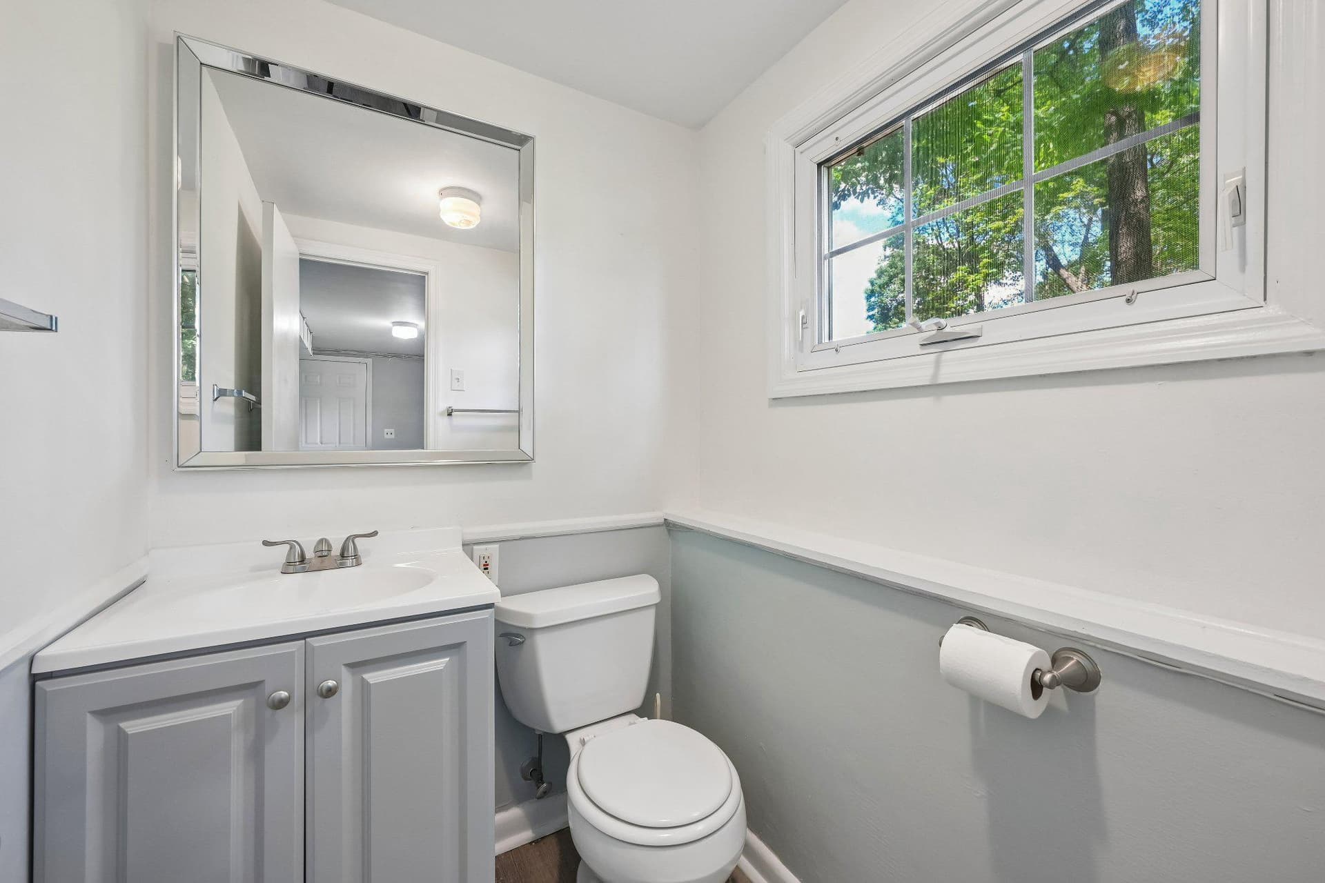 543 Midland Avenue photo 30