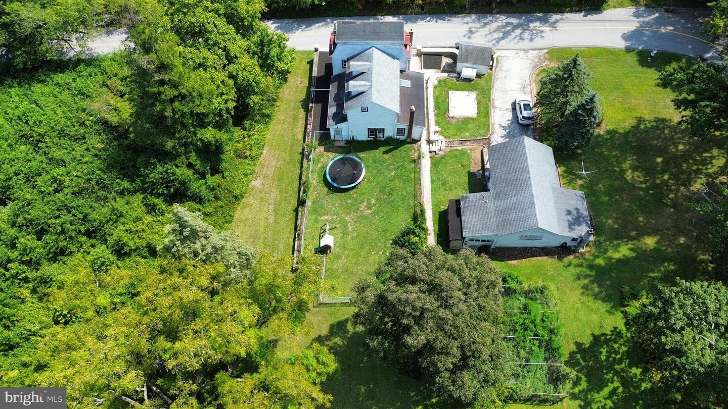 50 Colonial Springs Road photo 13