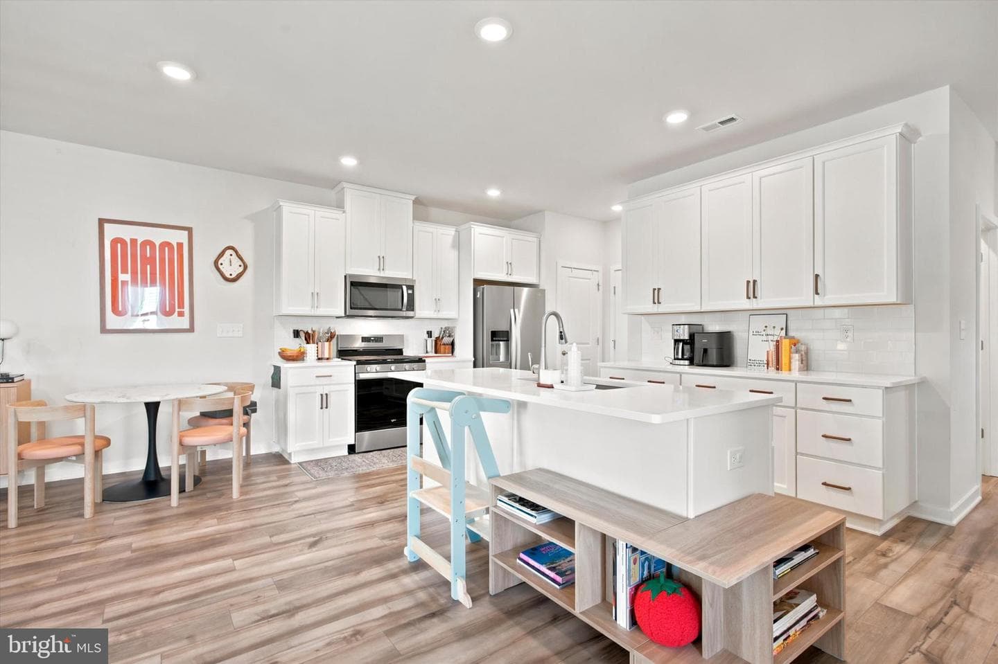 851 Pecan Road photo 4