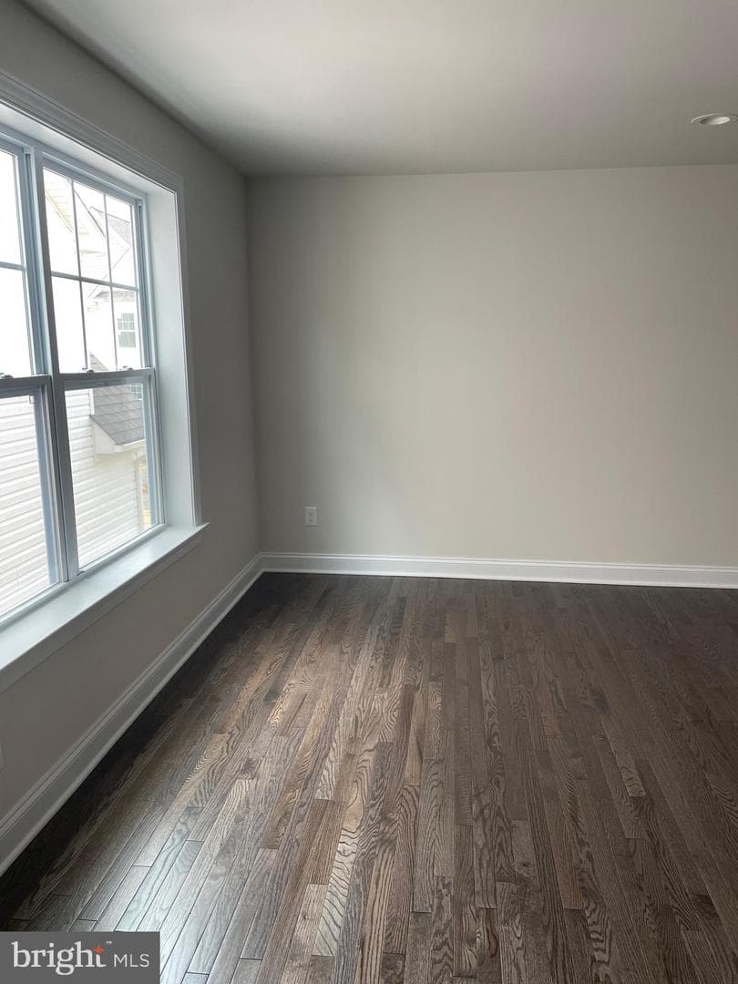 512 Lewis Street photo 21