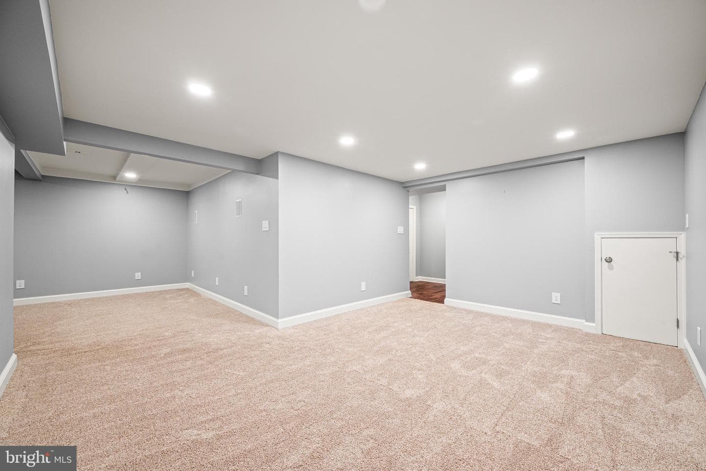 82 Amity Drive photo 27