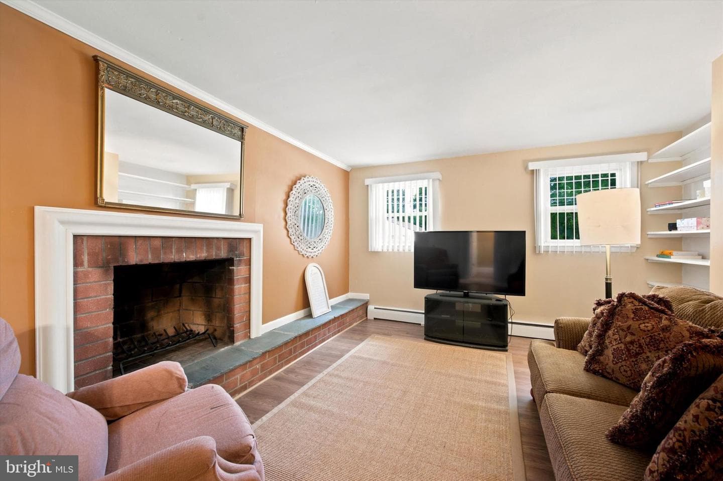 1264 Estate Dr photo 12