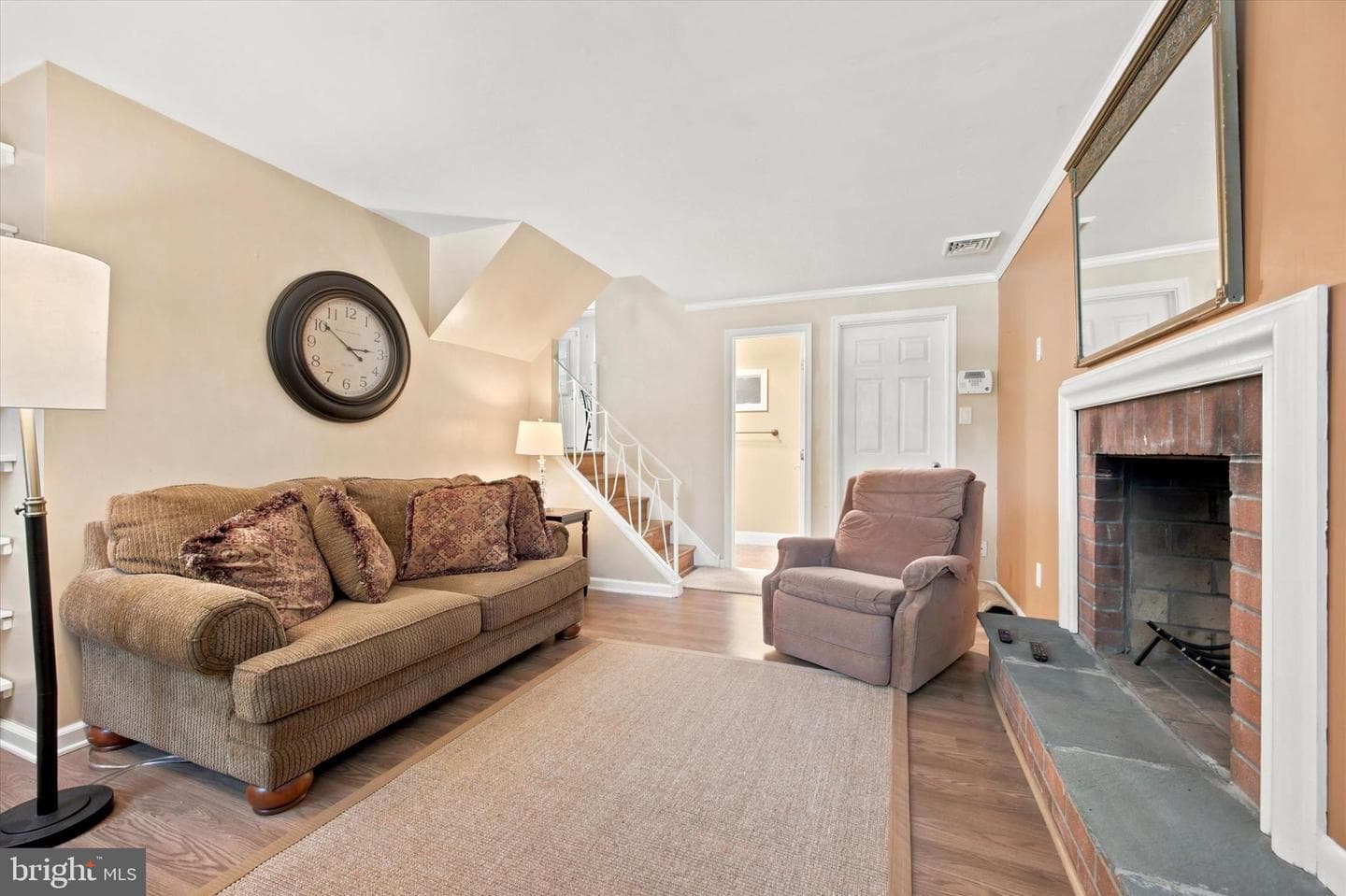 1264 Estate Dr photo 14