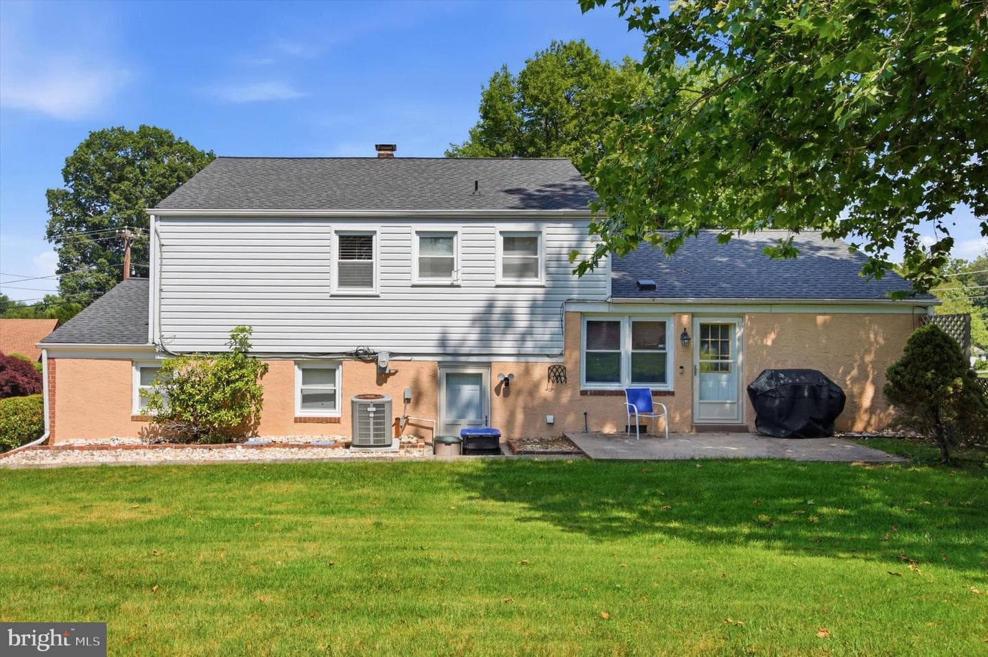 1264 Estate Dr photo 24