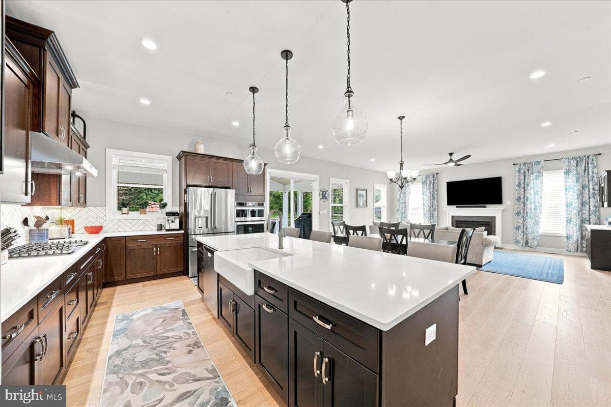 223 Lily Lane photo 14