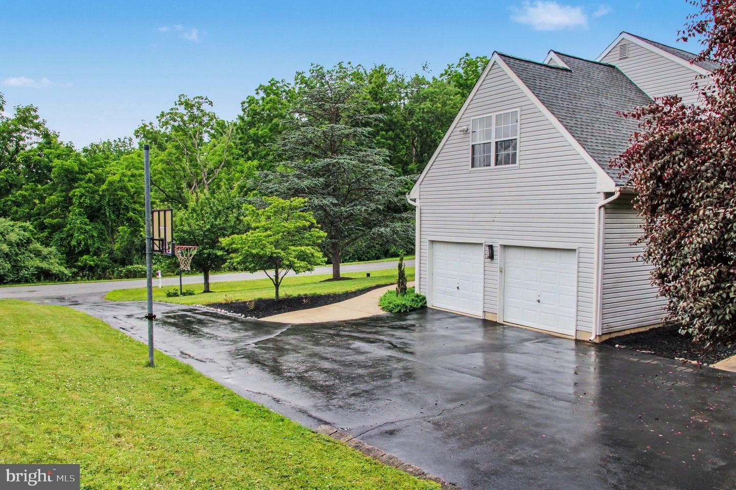 324 Martingale Circle photo 6