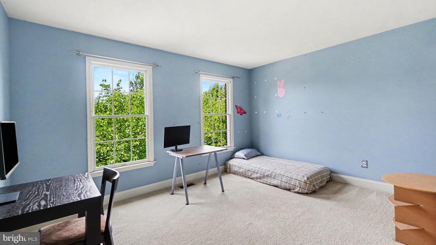 505 Springview Ln photo 28