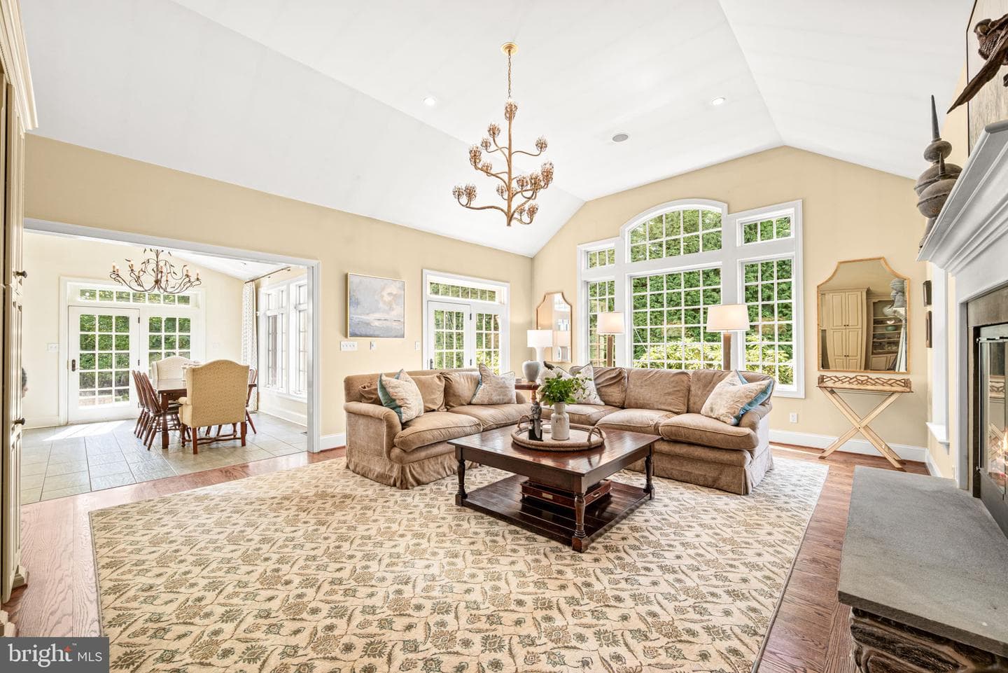 205 Exeter Road photo 29